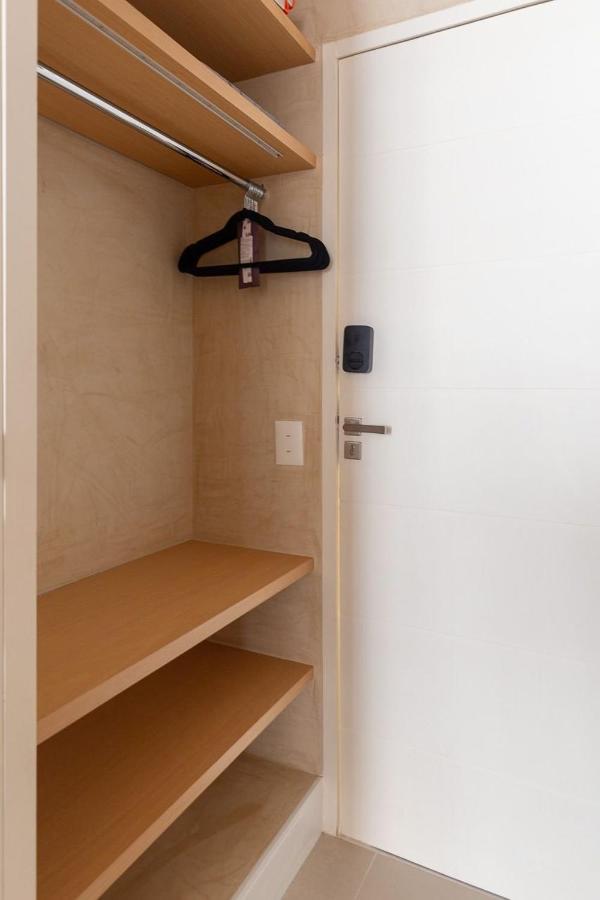 Curtaipanema: Praiano, Novo, Super Equipado Apartamento